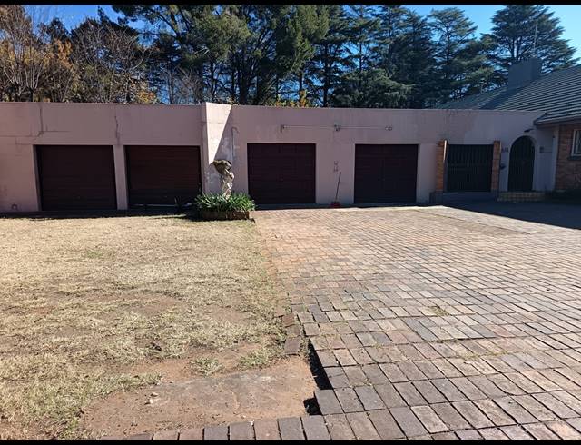 5 BEDROOM HOUSE FOR SALE IN THREE RIVERS